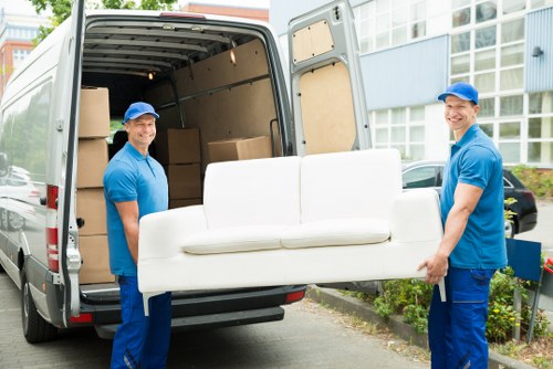 Removal van and moving boxes for a local house move in Collierswood