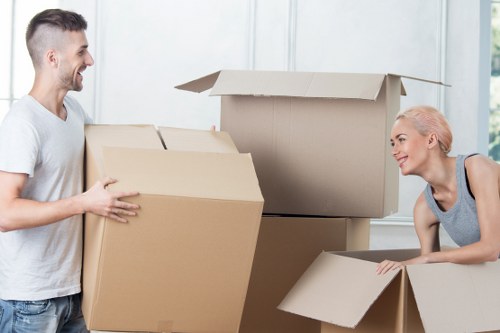 Household furniture removal and loading in Collierswood