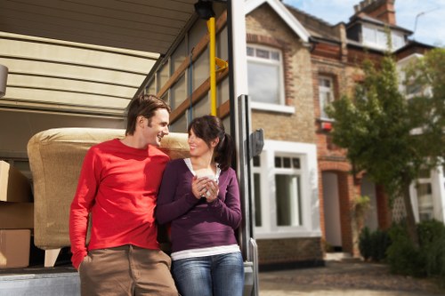 Removal van service for households and small businesses near Collierswood